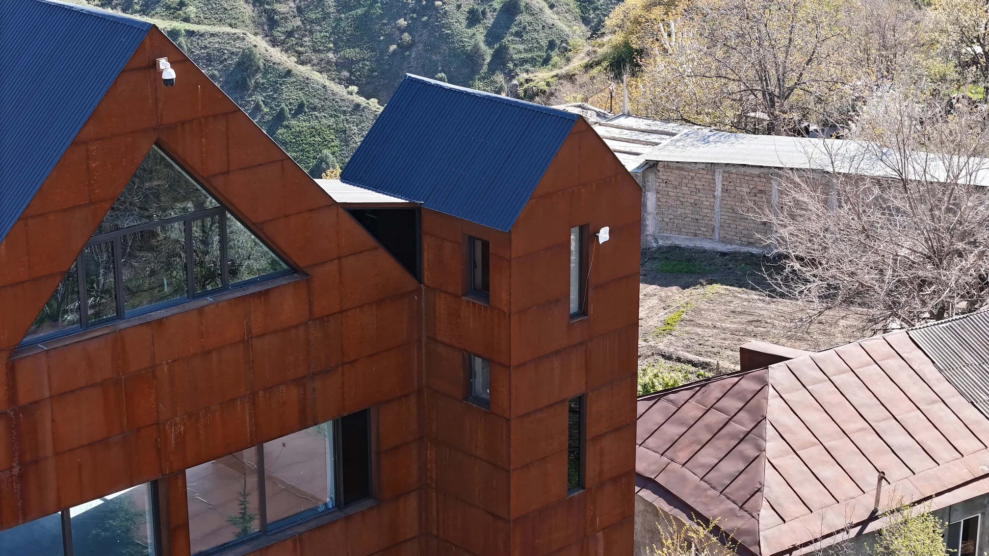 DJI_20250419161101_0313_D_converted